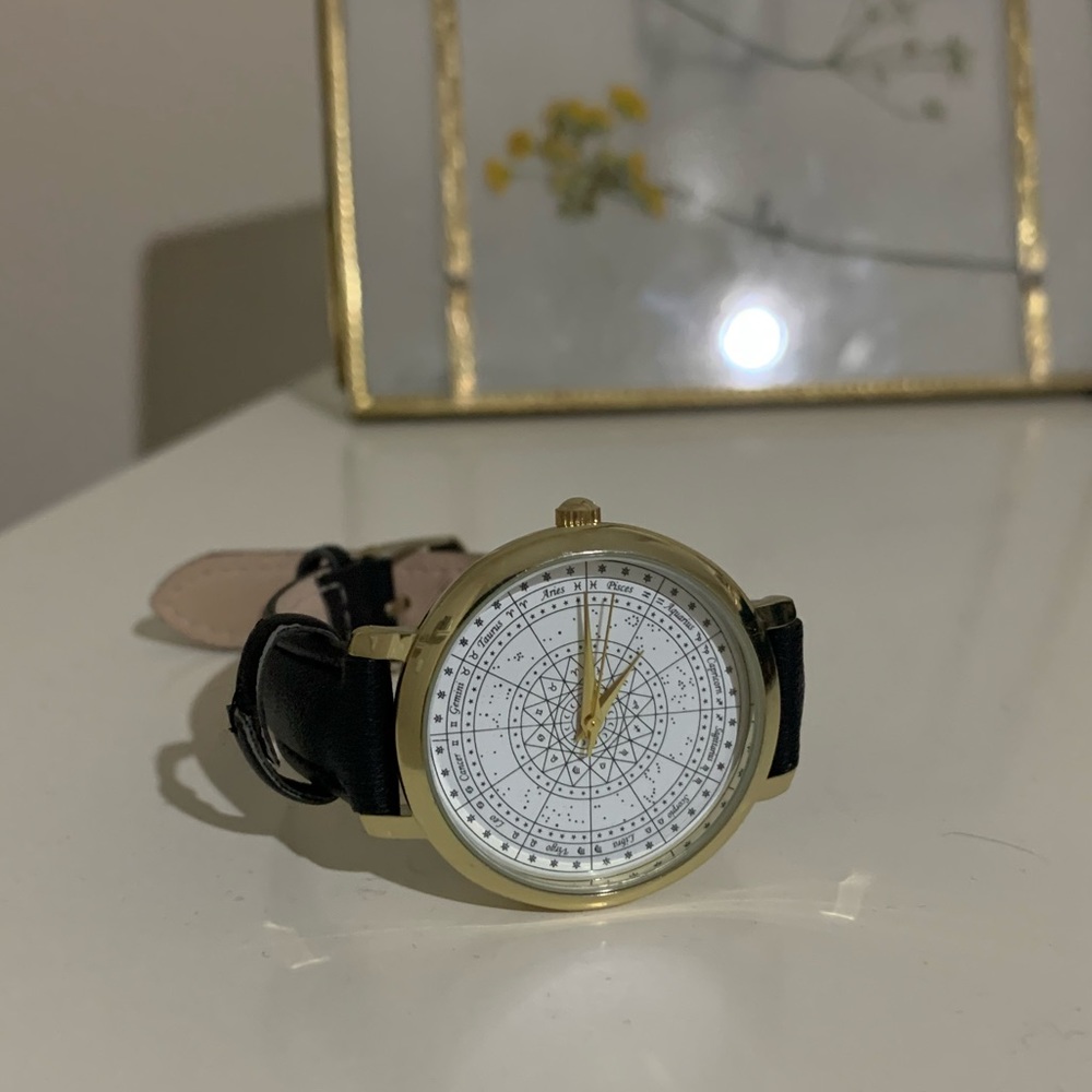 Womens watch